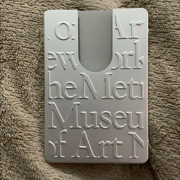The Met & NYC Bundle - Picture 7 of 12